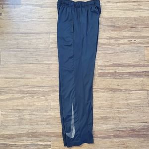 Nike Youth Athletic Pant, Black, EUC, Size YL